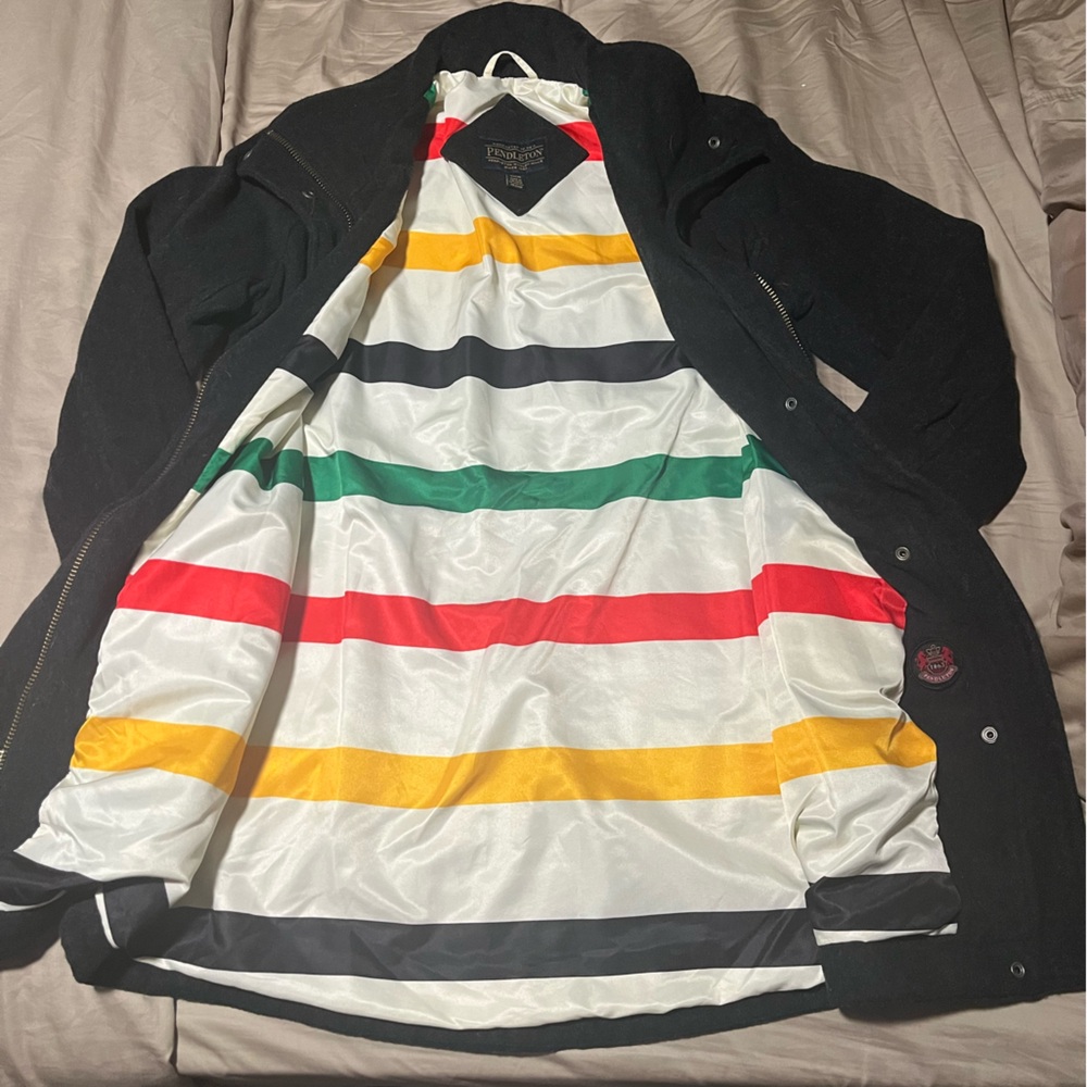Pendleton Black Wool Jacket With Multicolor Lining - image 4